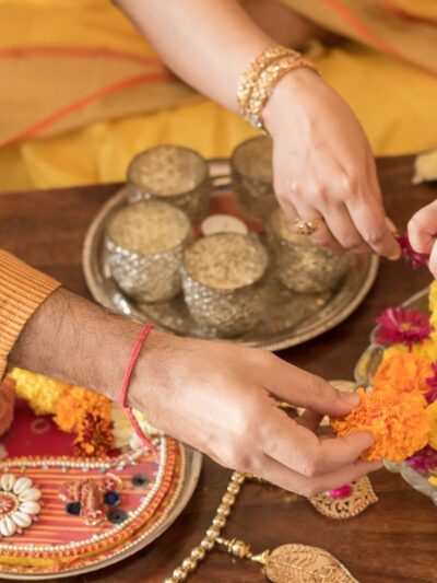 Pandits & Ritual Experts